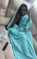 Cobertor com Manga - Coberta TV - Microfibra - Fechado nas Costas C/ Capuz - Inverno - Descanso.